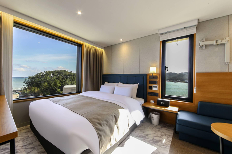 Bedroom 2, Busan Songjeong Brooks Hotel, Haeundae