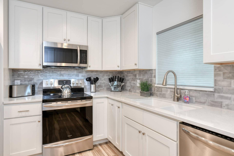 Others 5, Maritime Place Unit A, Saint Johns