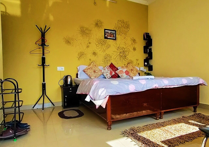 Bedroom 3, The Unmad, Kangra