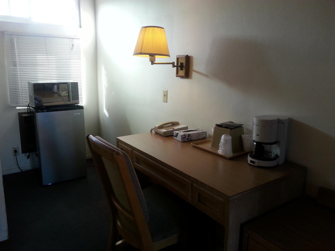 Others 3, Villa Motel, San Luis Obispo