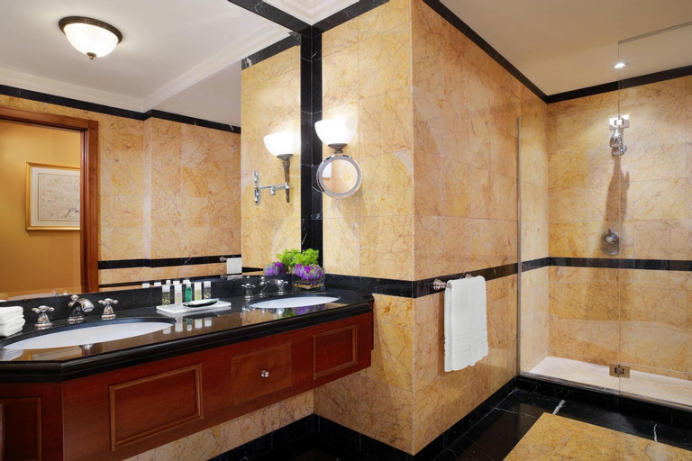 Bathroom 7