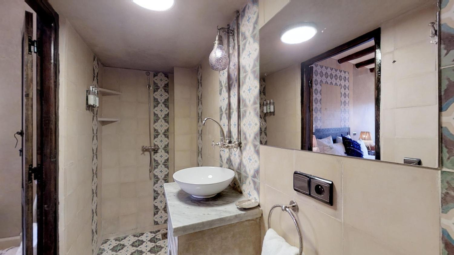 Bathroom 5