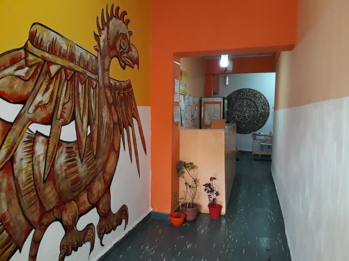 Others 5, HOSTAL AMALAYA, Capital