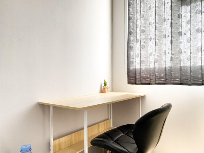 Others 2, Cozy Stay Studio Transpark Juanda Bekasi Timur Apartment By Travelio, Bekasi