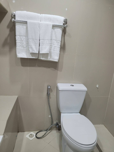 Bathroom 5, Summer Tree Hotel, Prawet