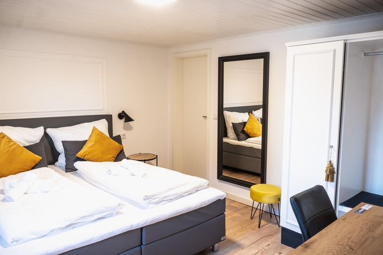 Bedroom 2, Hotel Kavala, Rhein-Sieg-Kreis