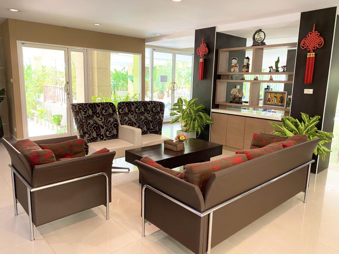 Others 4, 14 Place Sukhumvit Suites, Khlong Toey
