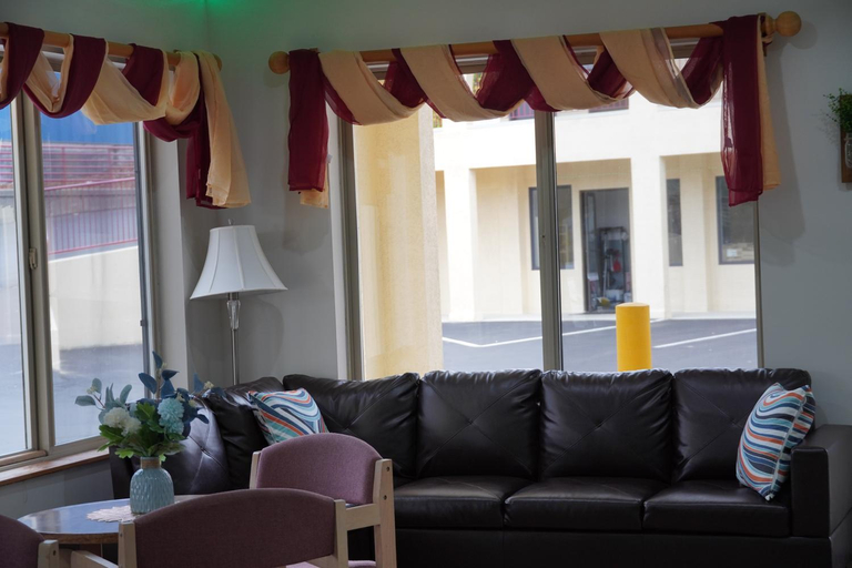 Public Area 2, Timberland Inn & Suites, Cowlitz