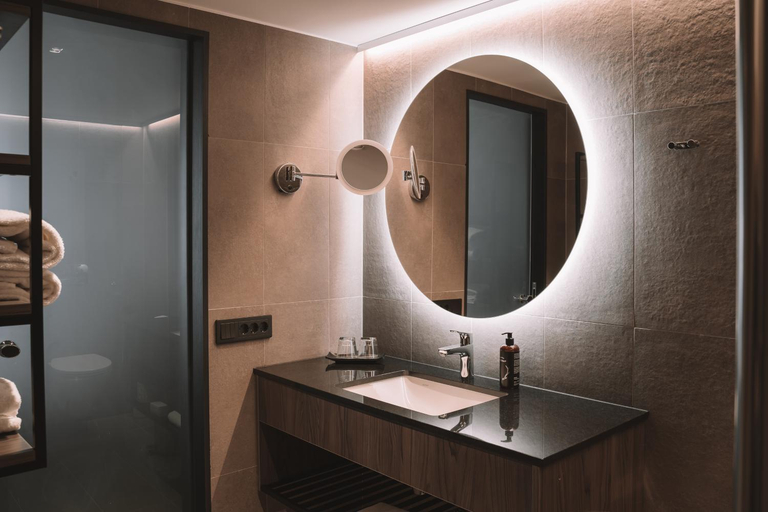 Bathroom 4, Lapland Hotels Tampere, Pirkanmaa