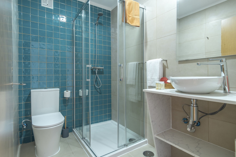 Bathroom 4, LV Premier Algarve FU1 Pool AC Sea View, Olhão