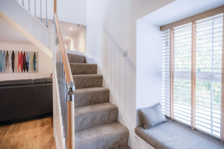 Others 3, Flat 2 - 2 Bedroom Apartment - Tenby, Pembrokeshire