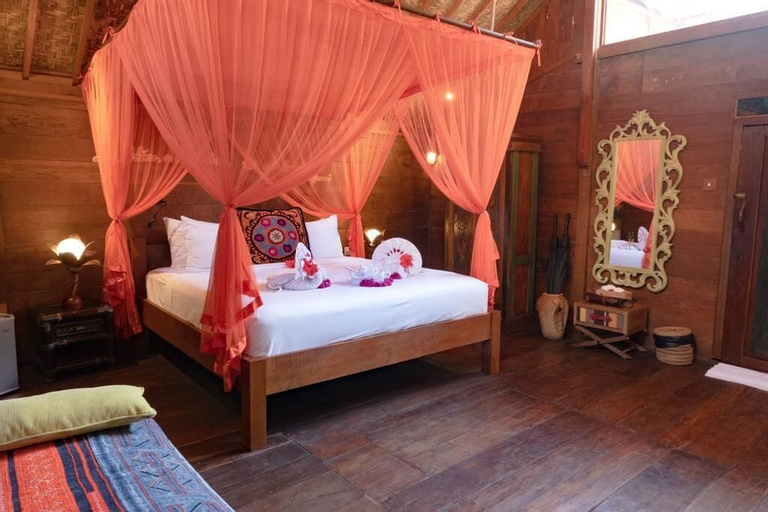 Bedroom 13