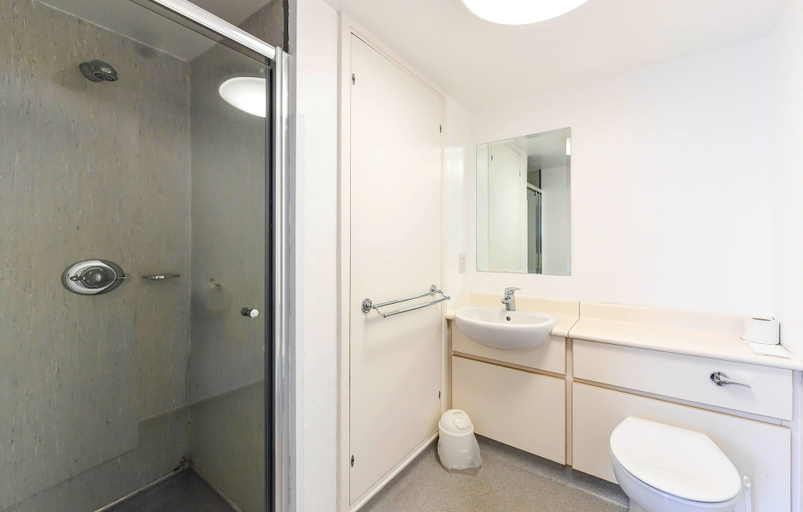 Bathroom 3, Selwyn College, Cambridgeshire
