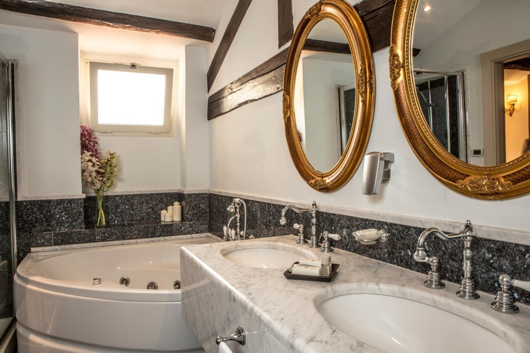 Bathroom 3