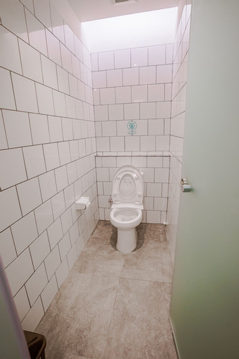 Bathroom 5