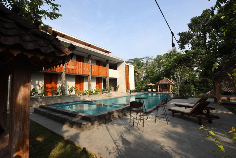 Swimming Pool 6