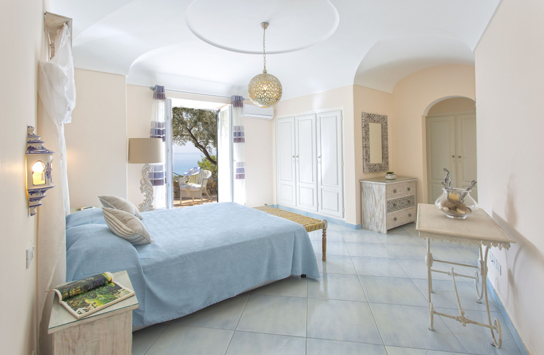 Bedroom 3, Villa dei Lecci - 7 Luxury Villas with private pool or jacuzzi, Napoli