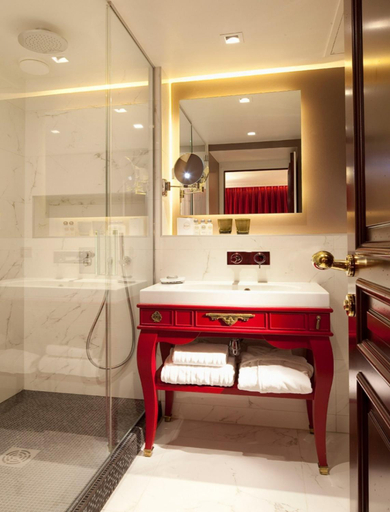 Bathroom 4, La Maison Favart, Paris