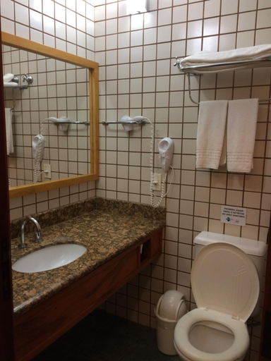 Bathroom, Suite 1108 Ilhaflat, São Sebastião