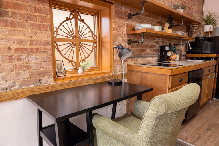 Others 1, Hartwell Suites, Hart