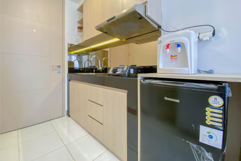 Others 4, Nice Studio Tokyo Riverside PIK 2 Apartment By Travelio, Tangerang