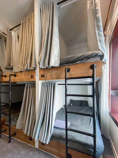 Bedroom 3, Zeus Living Central Hotel, District 1