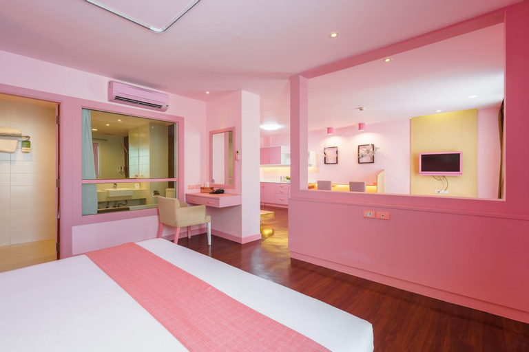 Bedroom 9