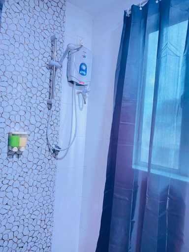 Bathroom 3, Segamat Red Orange Hotel Sdn Bhd, Segamat