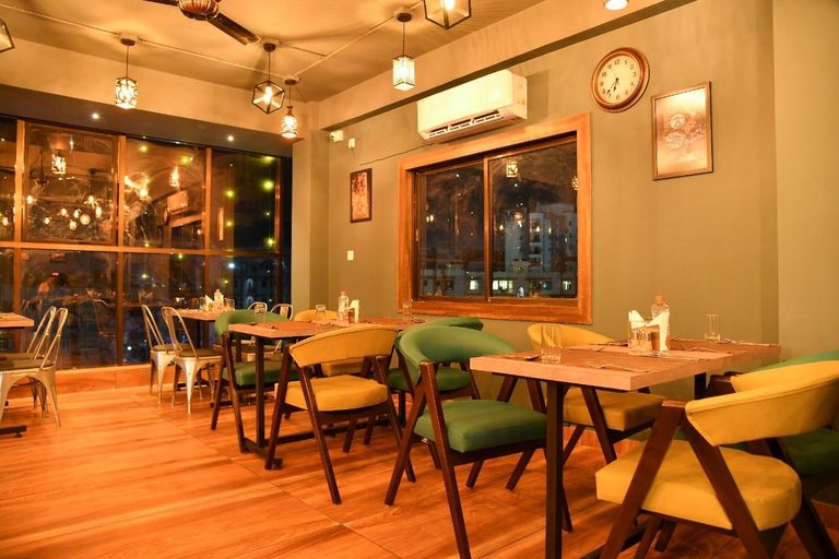 Food & Drinks 5, SILVER REGENCY, Kamrup Metropolitan