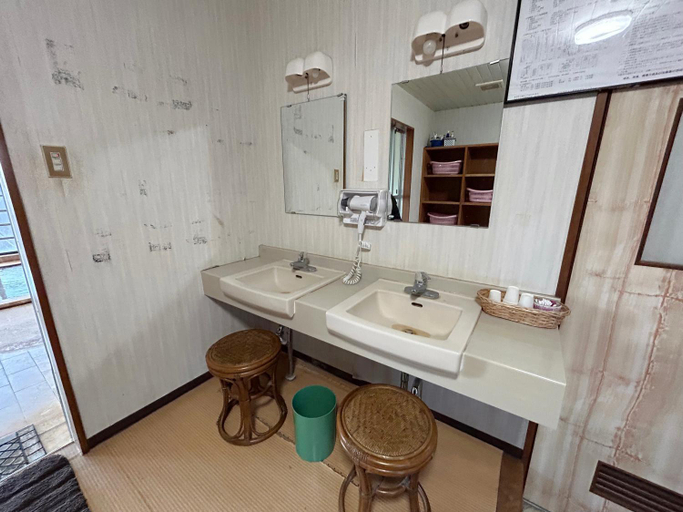 Bathroom, Tomiya Ryokan, Myōkō
