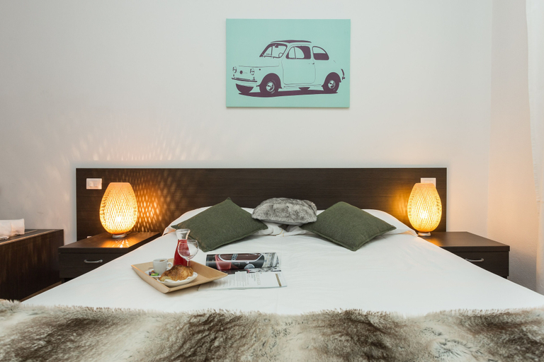 Bedroom 3, Hotel Leoncino Brescia, Brescia