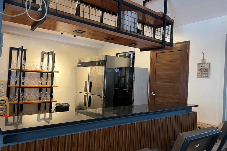 Others 3, Khotel near T3 Airport, Pasay City