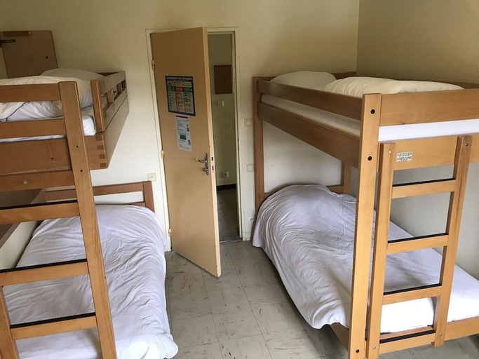 Bedroom 4, CRJS et Auberge de Jeunesse - Hostel, Loir-et-Cher