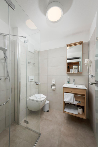 Bathroom 11