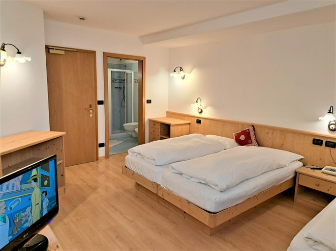 Bedroom 2, Appartamenti Arnica, Trento