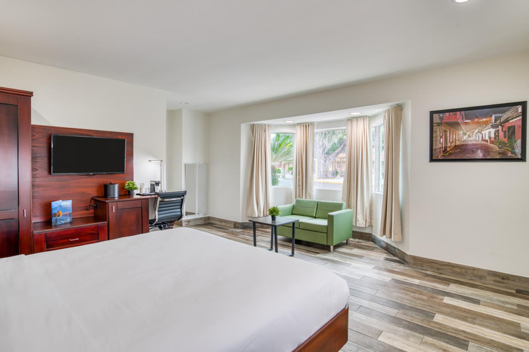 Bedroom 12