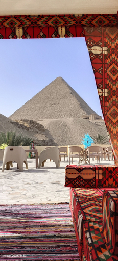 Others 4, Crystal pyramids inn, Al-Ahram