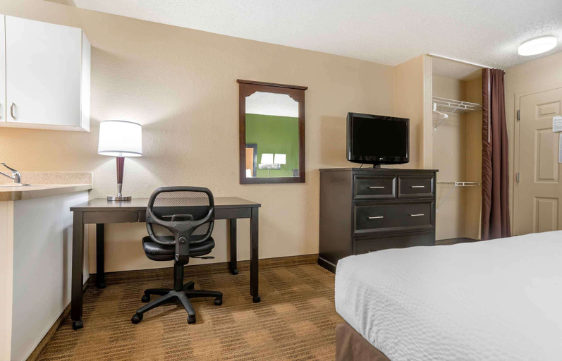 Bedroom 3, Extended Stay America Select Suites Jackson North, Hinds