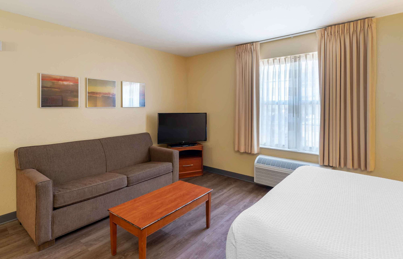 Bedroom 3, Extended Stay America Suites - Norfolk - Virginia Beach, Virginia Beach
