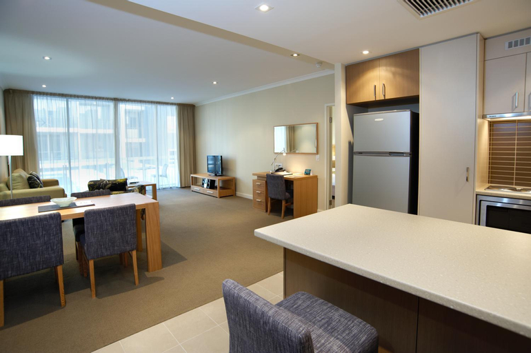 Dining Room 4