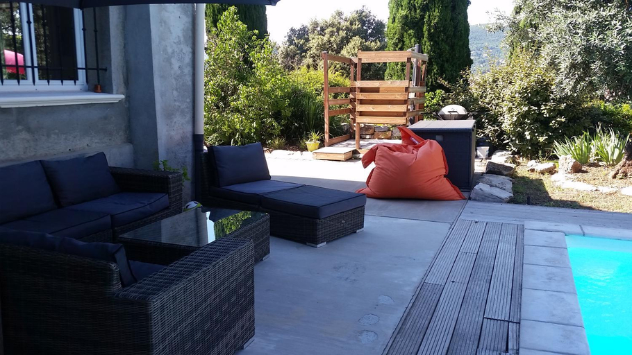 Others 4, chez cathie, Var