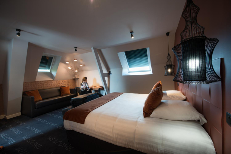 Bedroom 6