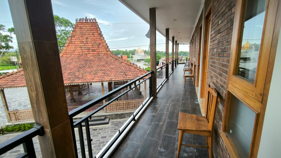 Others 5, Nez's Guesthouse Syariah, Magelang