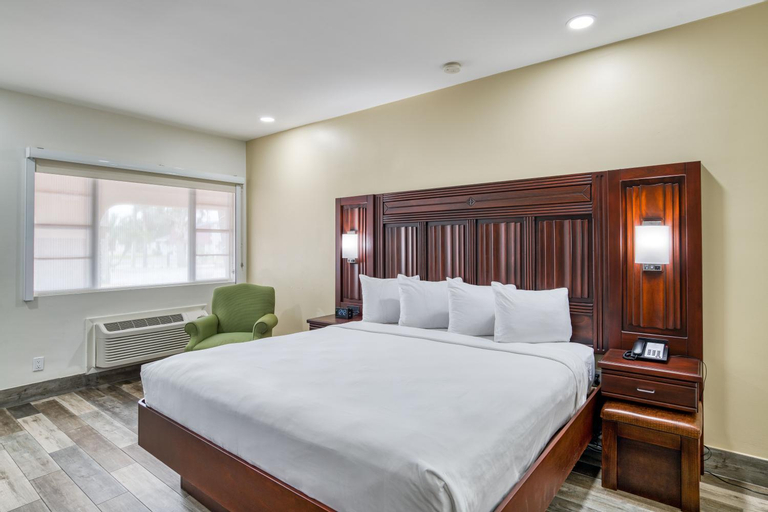 Bedroom 9