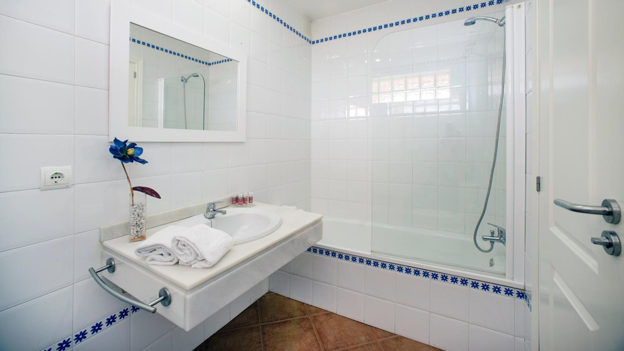 Bathroom 8