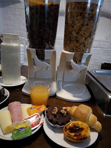 Food & Drinks 4, Hotel Nazareth, Lisbon
