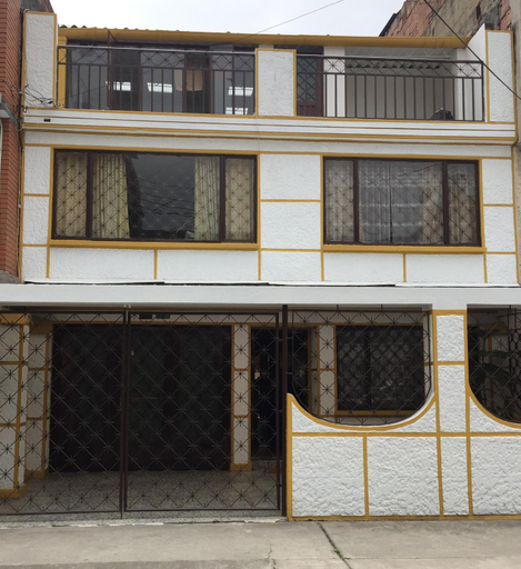 Others 5, Hotel Don Olivo, Santafé de Bogotá