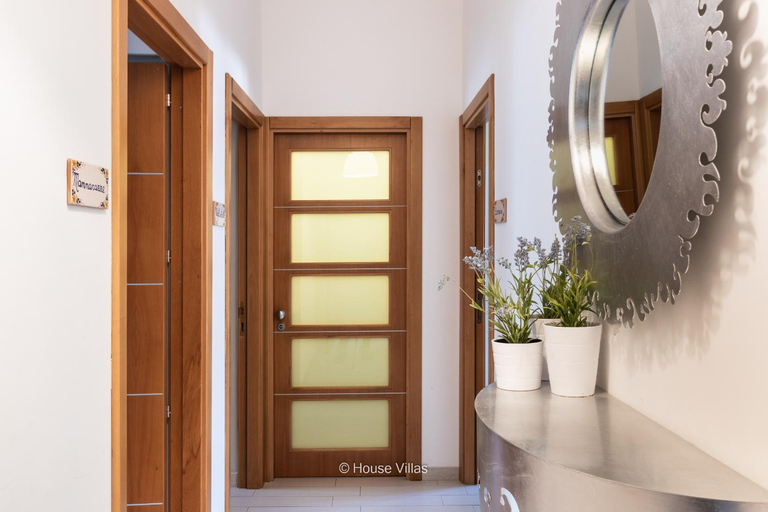 Others 3, Il 49 Rooms Noto, Syracuse