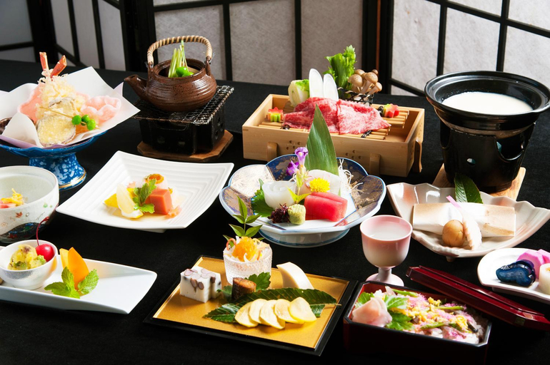 Food & Drinks 5, Watarase Onsen Hotel Sasayuri, Kyōtanabe