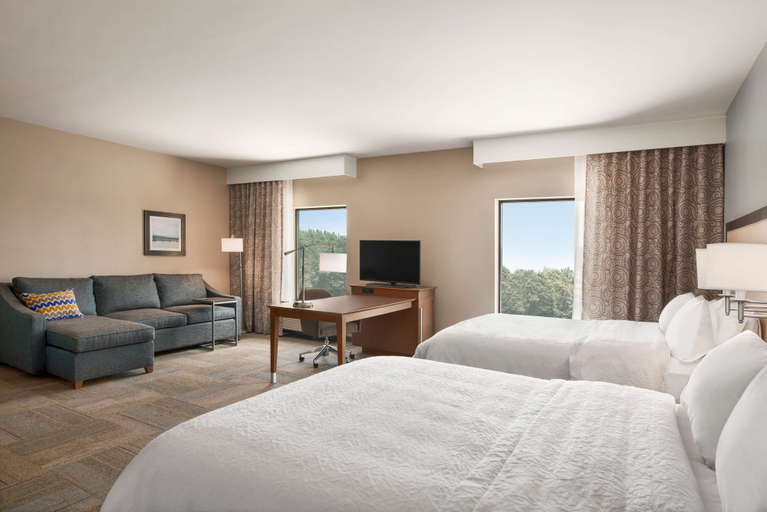 Bedroom 3, Hampton Inn & Suites Lavonia, Franklin